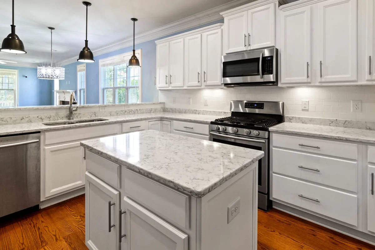 Filth & Squalor Cleanup in Burlington, MA